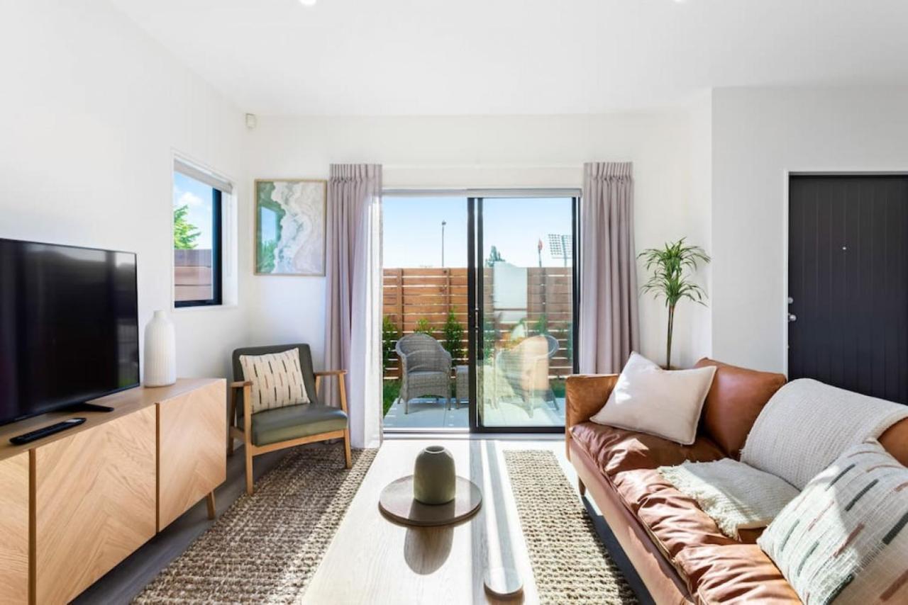Stunning New 2Br Luxury In Pukekohe - Wifi Netflixヴィラ エクステリア 写真