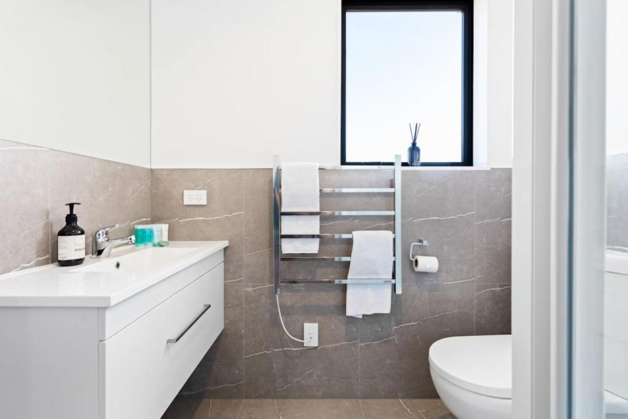 Stunning New 2Br Luxury In Pukekohe - Wifi Netflixヴィラ エクステリア 写真
